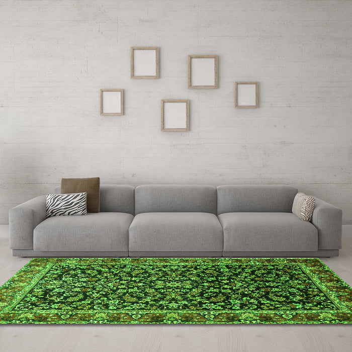 Machine Washable Persian Green Traditional Area Rugs in a Living Room,, wshtr1454grn