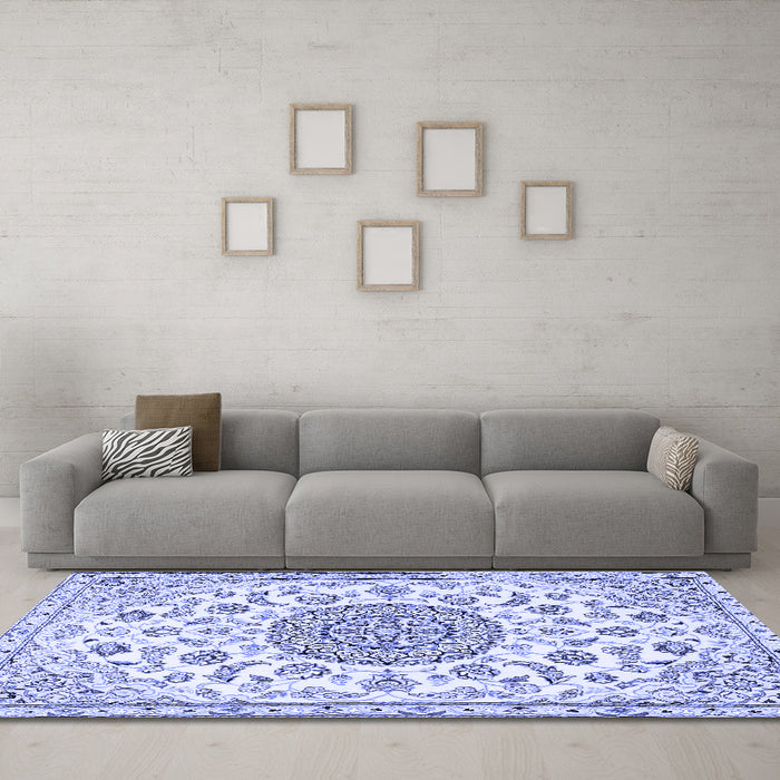 Machine Washable Medallion Blue Traditional Rug in a Living Room, wshtr1455blu