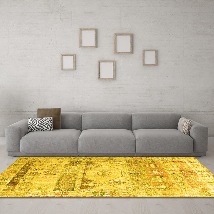 Machine Washable Persian Yellow Traditional Rug in a Living Room, wshtr1457yw