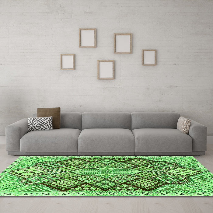 Machine Washable Persian Green Traditional Area Rugs in a Living Room,, wshtr1460grn