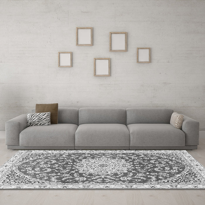 Machine Washable Medallion Gray Traditional Rug in a Living Room,, wshtr1463gry