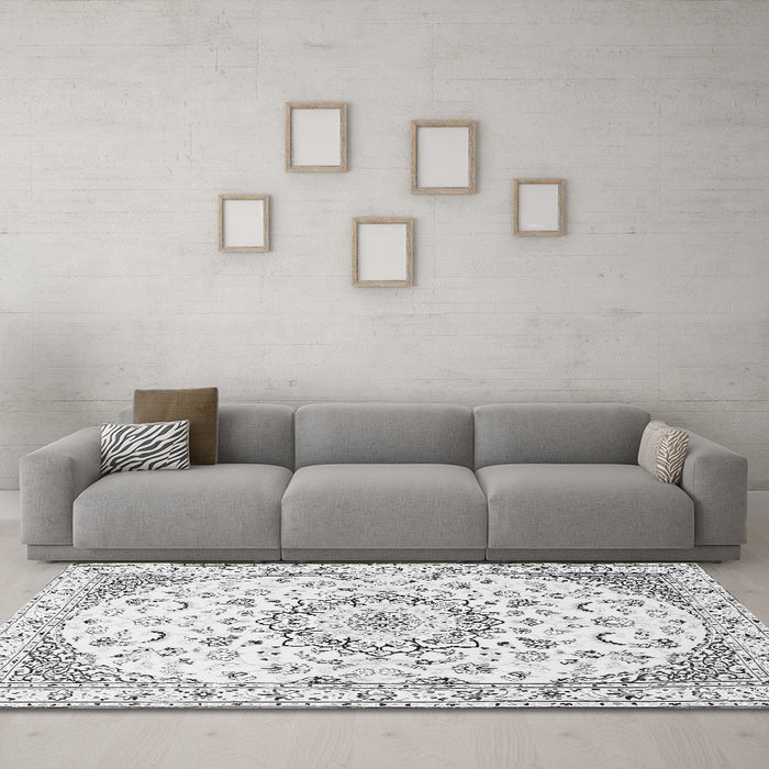 Machine Washable Medallion Gray Traditional Rug in a Living Room,, wshtr1464gry