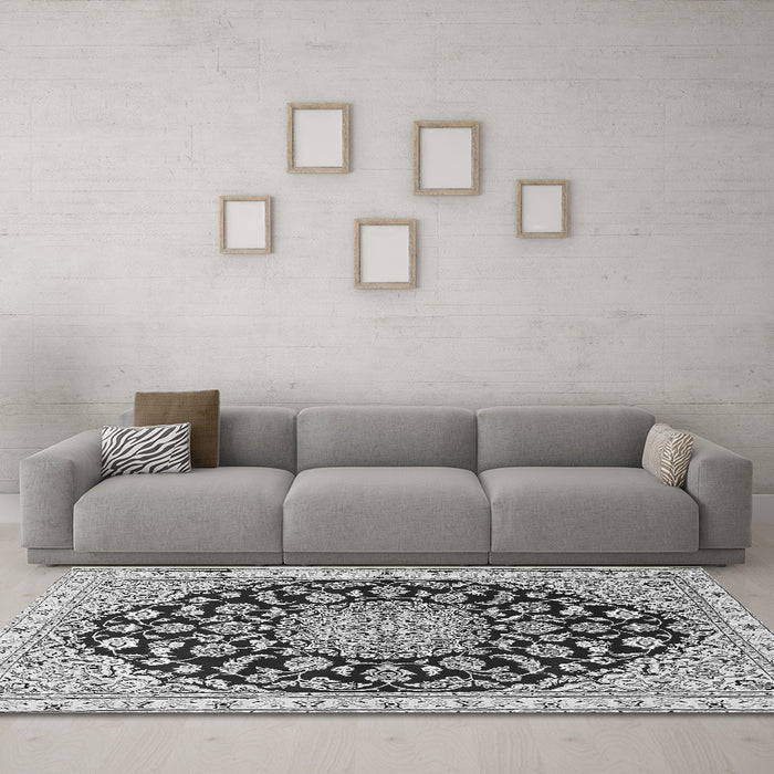 Machine Washable Medallion Gray Traditional Rug in a Living Room,, wshtr1468gry