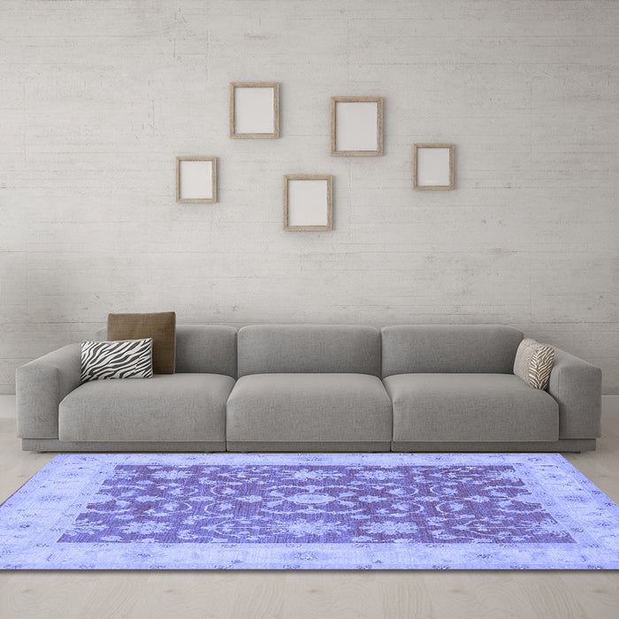 Machine Washable Oriental Blue Traditional Rug in a Living Room, wshtr1476blu