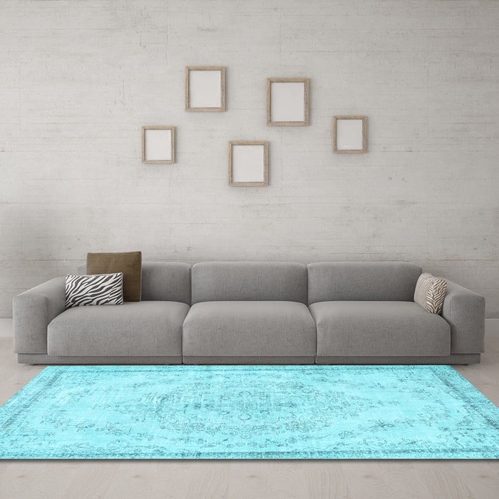 Machine Washable Persian Light Blue Traditional Rug in a Living Room, wshtr1477lblu