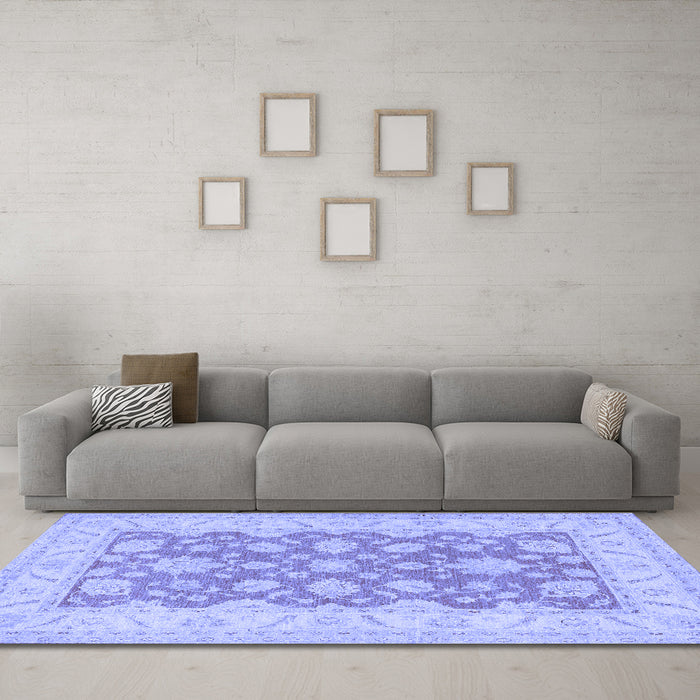 Machine Washable Oriental Blue Traditional Rug in a Living Room, wshtr1480blu
