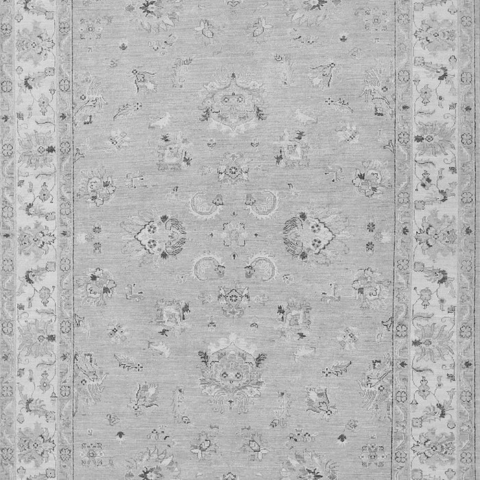 Serging Thickness of Machine Washable Oriental Gray Traditional Rug, wshtr1482gry