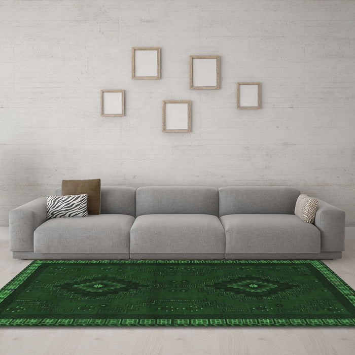 Machine Washable Persian Emerald Green Traditional Area Rugs in a Living Room,, wshtr1485emgrn