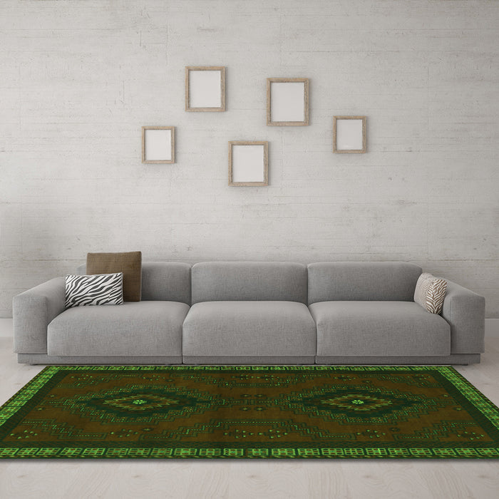 Machine Washable Persian Green Traditional Area Rugs in a Living Room,, wshtr1485grn