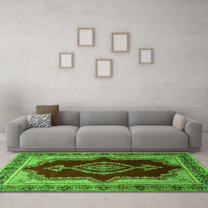 Machine Washable Persian Green Traditional Area Rugs in a Living Room,, wshtr1486grn