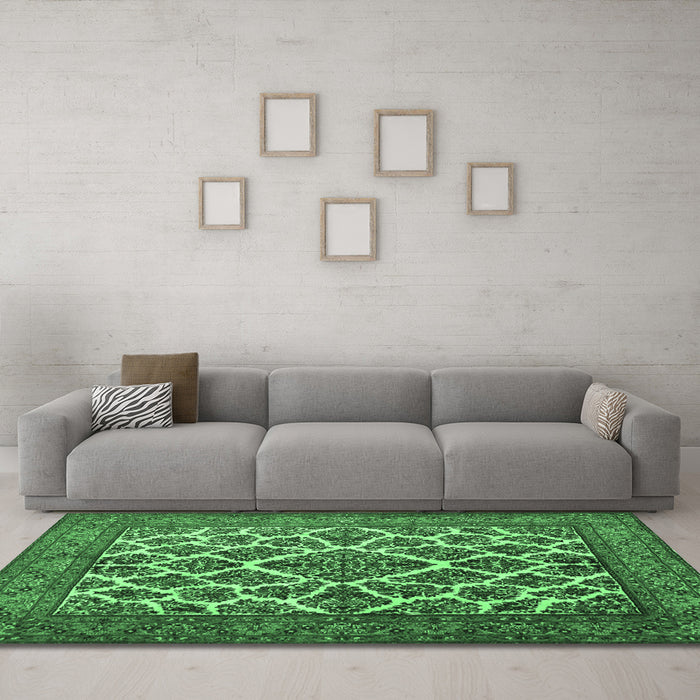 Machine Washable Persian Emerald Green Traditional Area Rugs in a Living Room,, wshtr1490emgrn