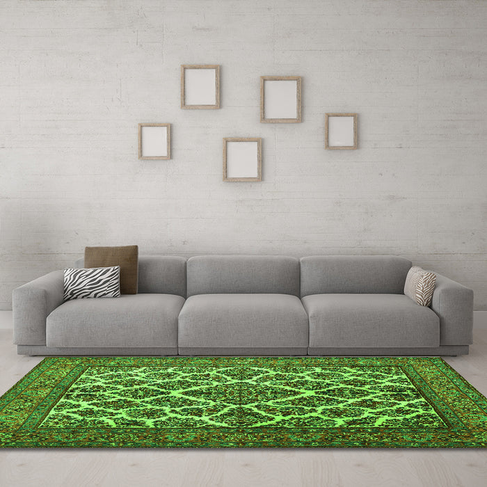 Machine Washable Persian Green Traditional Area Rugs in a Living Room,, wshtr1490grn