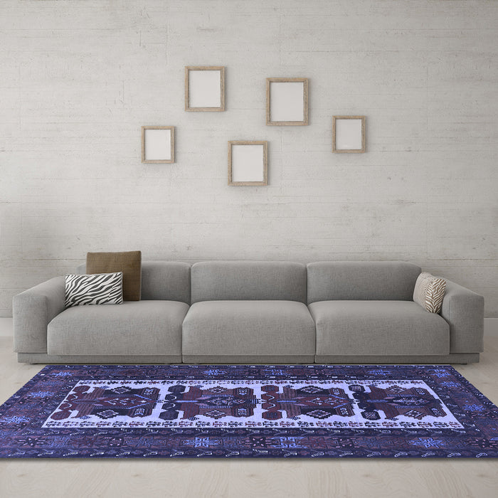 Machine Washable Persian Blue Traditional Rug in a Living Room, wshtr1492blu