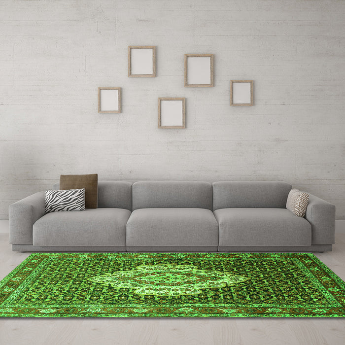 Machine Washable Medallion Green Traditional Area Rugs in a Living Room,, wshtr1495grn