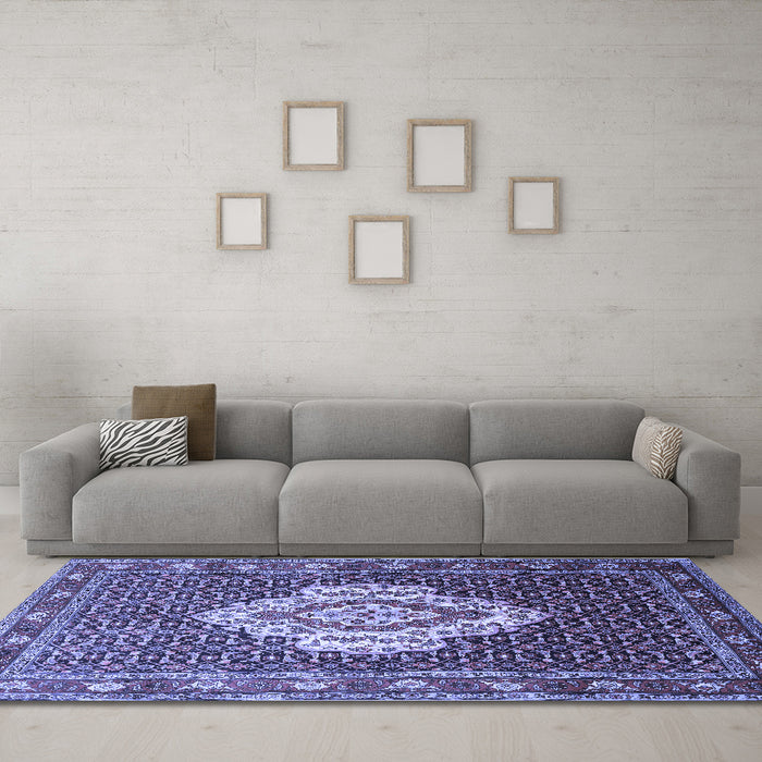 Machine Washable Medallion Blue Traditional Rug in a Living Room, wshtr1495blu