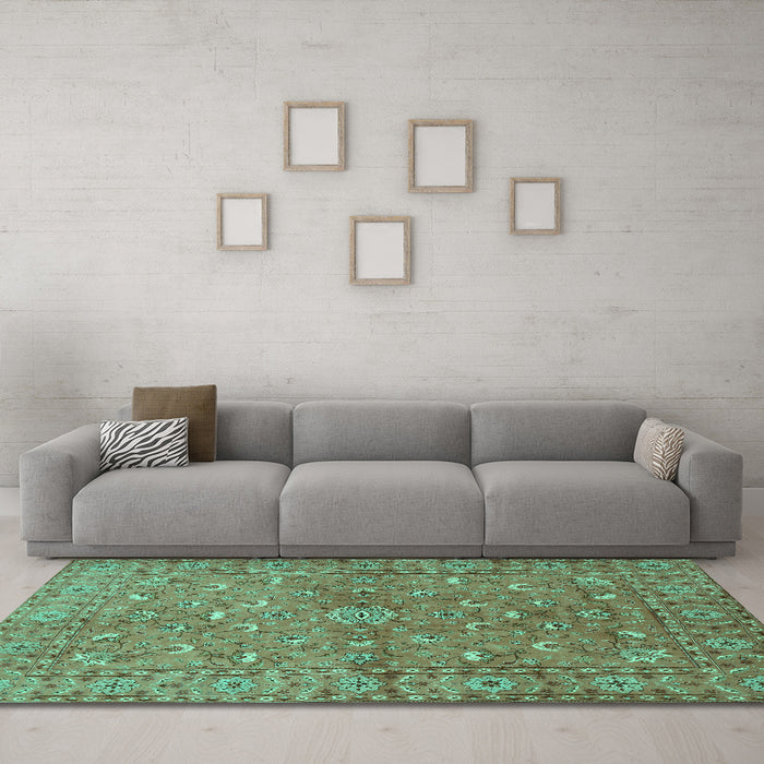 Machine Washable Persian Turquoise Traditional Area Rugs in a Living Room,, wshtr1496turq