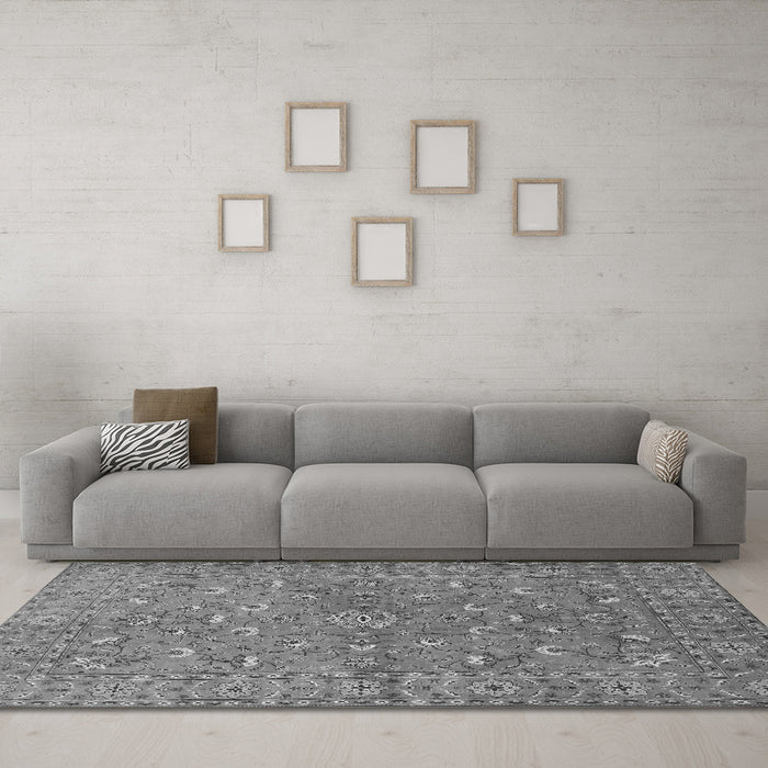 Machine Washable Persian Gray Traditional Rug in a Living Room,, wshtr1496gry