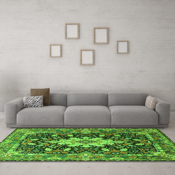 Machine Washable Persian Green Traditional Area Rugs in a Living Room,, wshtr1500grn