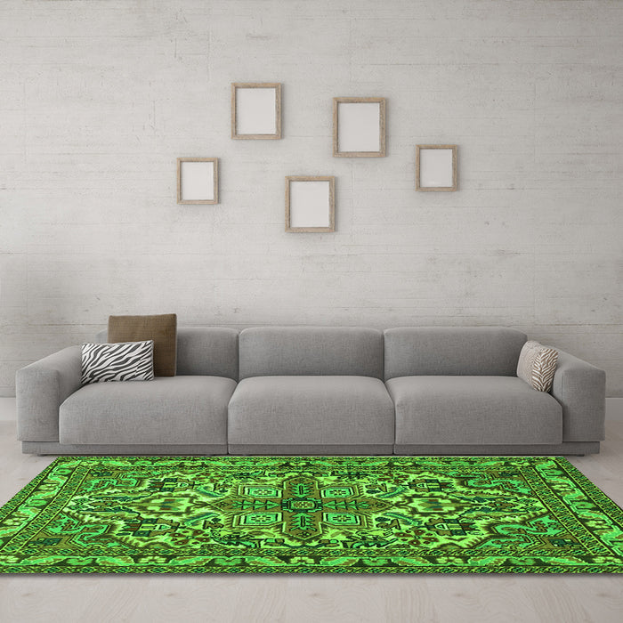 Machine Washable Persian Green Traditional Area Rugs in a Living Room,, wshtr1501grn