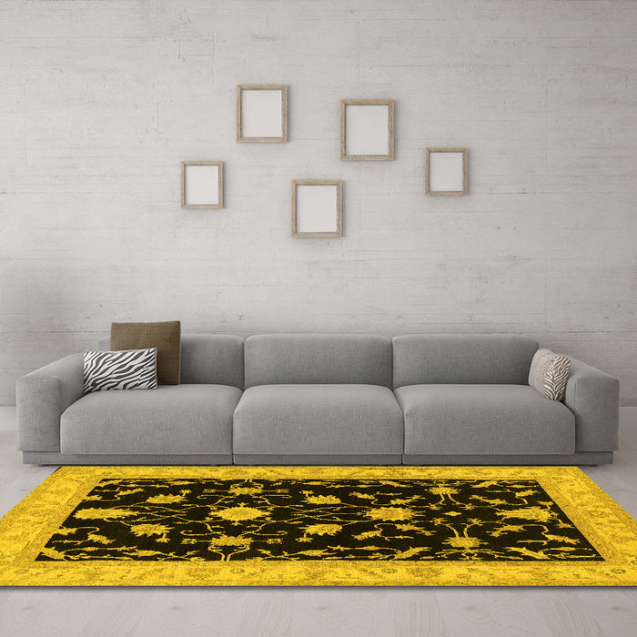 Machine Washable Persian Yellow Traditional Rug in a Living Room, wshtr1509yw