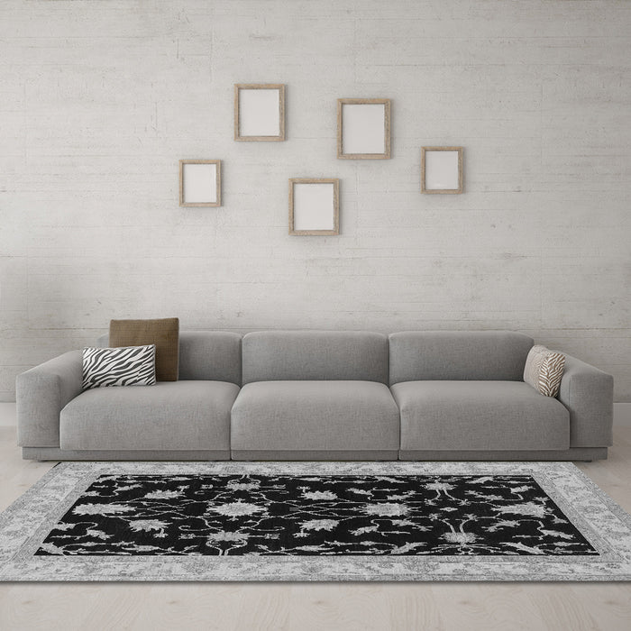 Machine Washable Persian Gray Traditional Rug in a Living Room,, wshtr1509gry