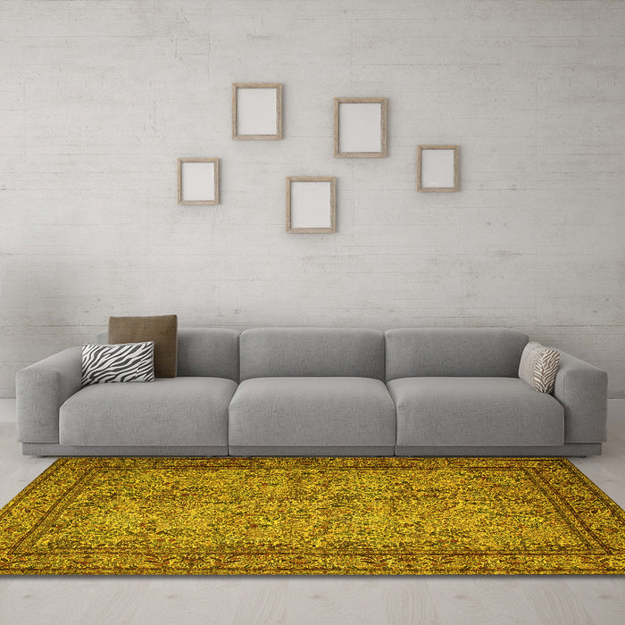 Machine Washable Persian Yellow Traditional Rug in a Living Room, wshtr150yw