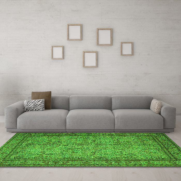 Machine Washable Persian Green Traditional Area Rugs in a Living Room,, wshtr150grn