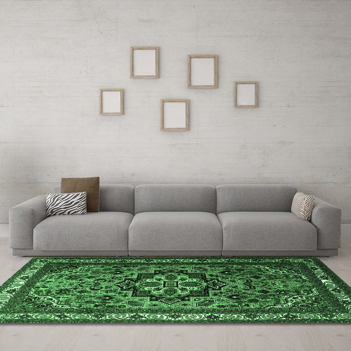 Machine Washable Medallion Emerald Green Traditional Area Rugs in a Living Room,, wshtr1510emgrn