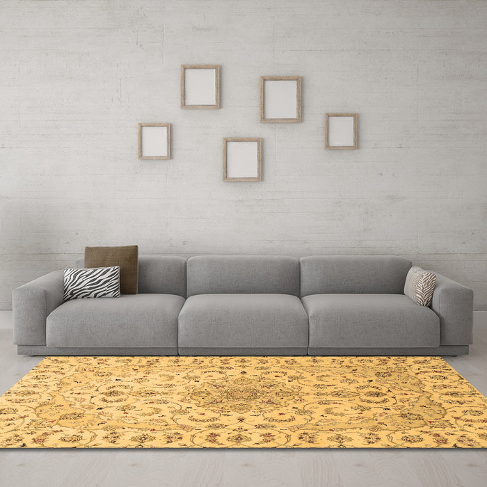 Machine Washable Medallion Brown Traditional Rug in a Living Room,, wshtr1516brn