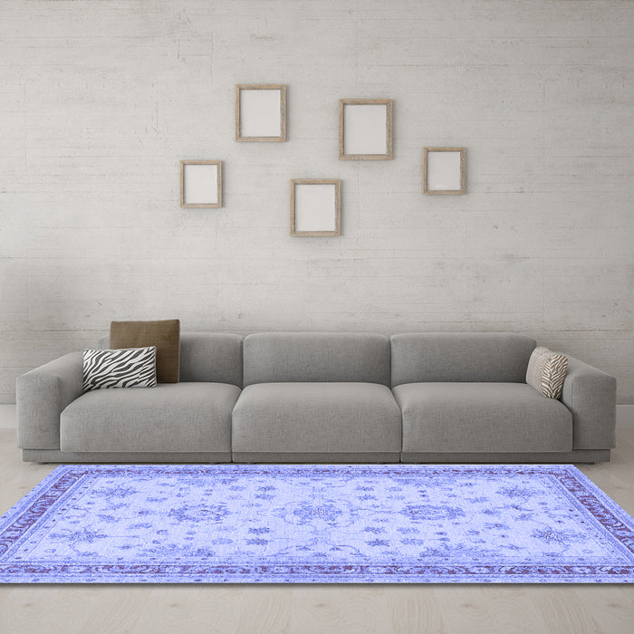 Machine Washable Oriental Blue Traditional Rug in a Living Room, wshtr1517blu