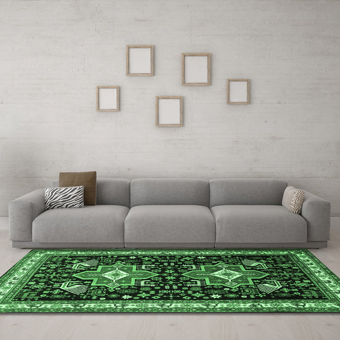 Machine Washable Persian Emerald Green Traditional Area Rugs in a Living Room,, wshtr1520emgrn