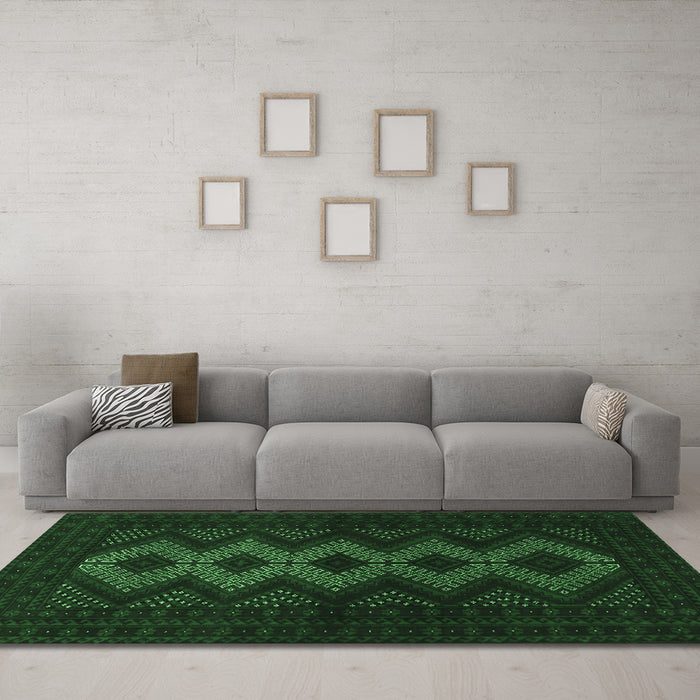 Machine Washable Persian Emerald Green Traditional Area Rugs in a Living Room,, wshtr1535emgrn