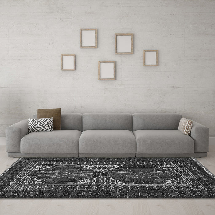 Machine Washable Persian Gray Traditional Rug in a Living Room,, wshtr1540gry