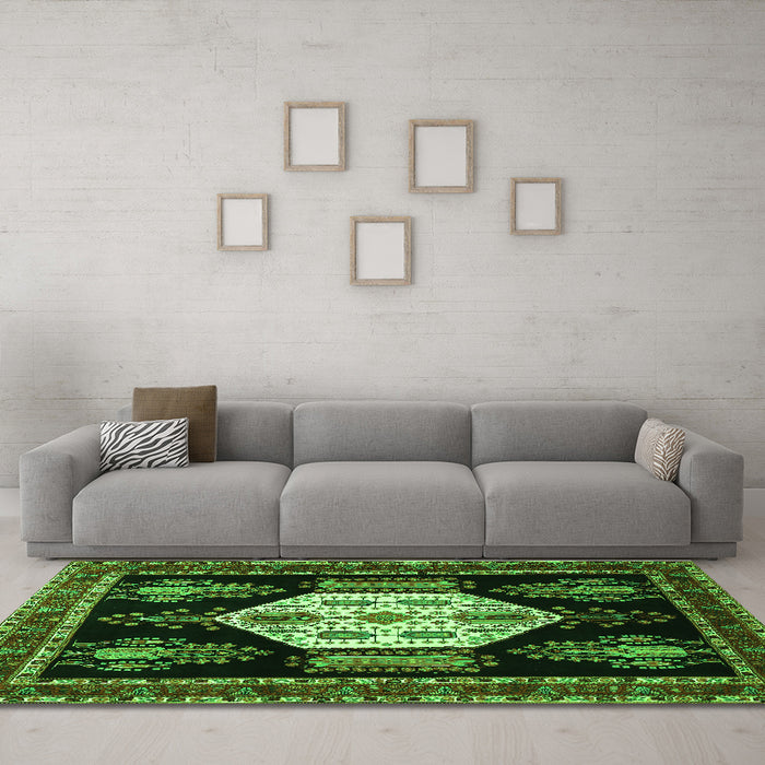 Machine Washable Persian Green Traditional Area Rugs in a Living Room,, wshtr1544grn