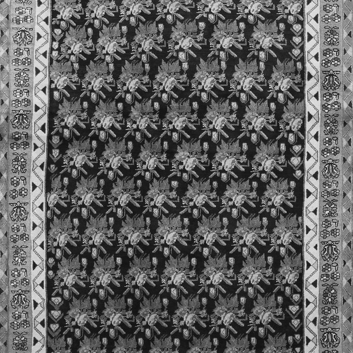 Serging Thickness of Machine Washable Persian Gray Traditional Rug, wshtr1545gry