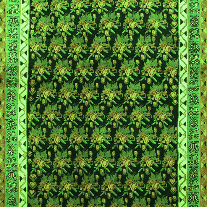Serging Thickness of Machine Washable Persian Green Traditional Area Rugs, wshtr1545grn