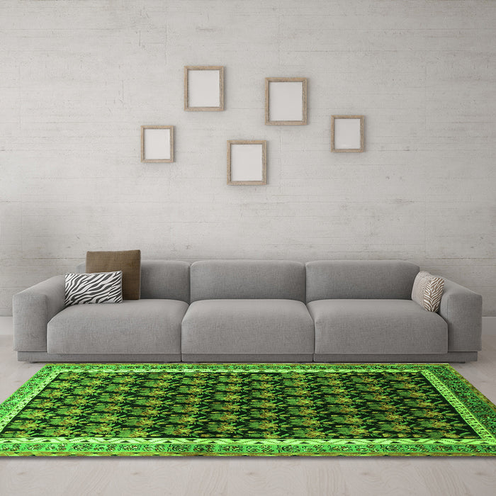 Machine Washable Persian Green Traditional Area Rugs in a Living Room,, wshtr1545grn