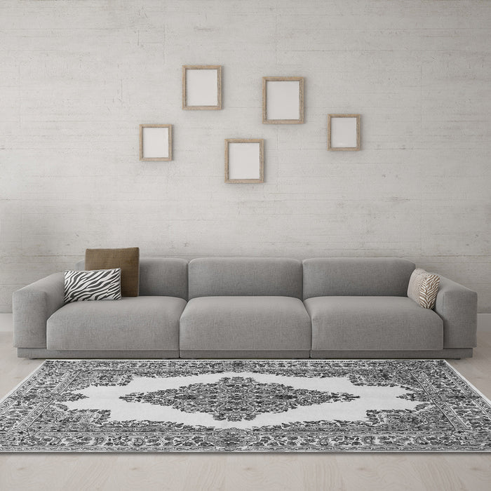 Machine Washable Medallion Gray Traditional Rug in a Living Room,, wshtr1546gry