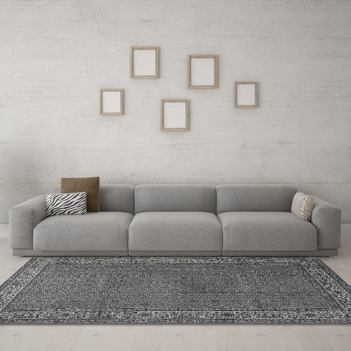 Machine Washable Persian Gray Traditional Rug in a Living Room,, wshtr1548gry