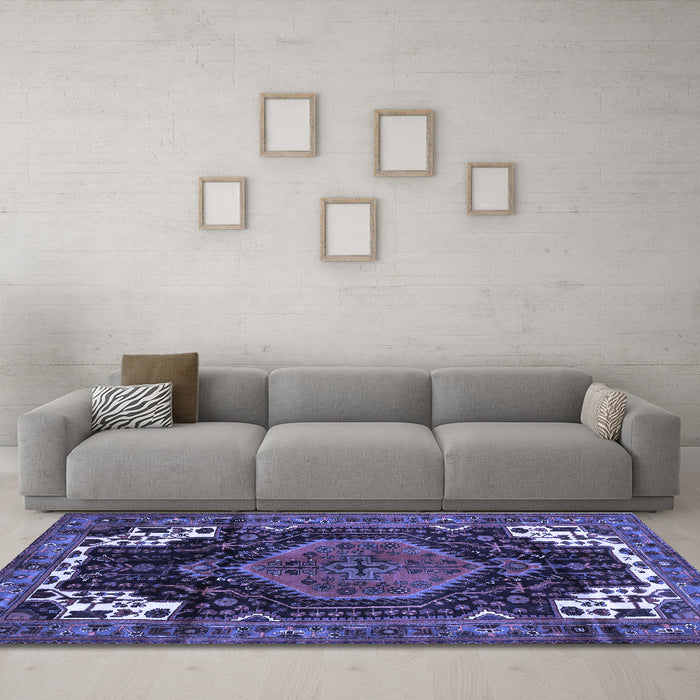 Machine Washable Persian Blue Traditional Rug in a Living Room, wshtr154blu
