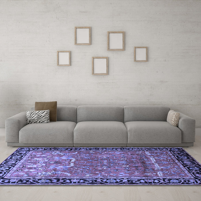 Machine Washable Persian Blue Traditional Rug in a Living Room, wshtr1550blu
