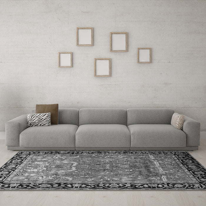 Machine Washable Persian Gray Traditional Rug in a Living Room,, wshtr1550gry