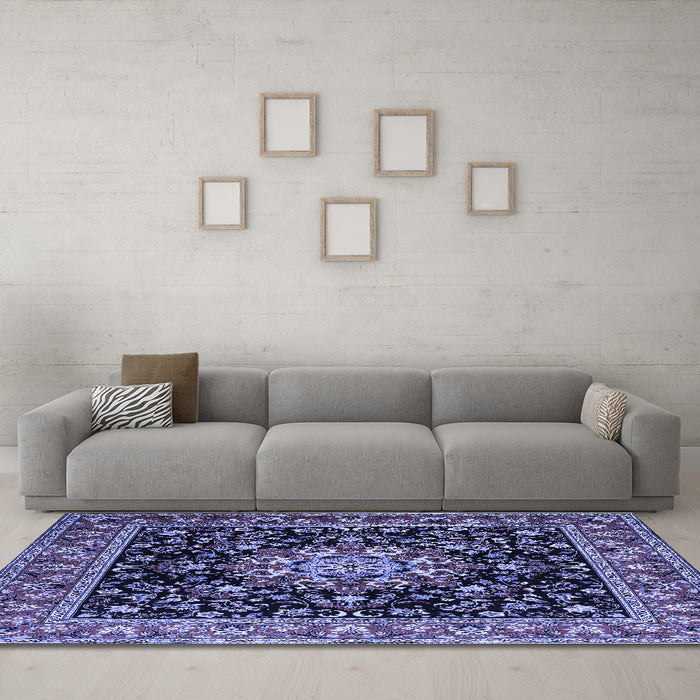 Machine Washable Persian Blue Traditional Rug in a Living Room, wshtr1551blu
