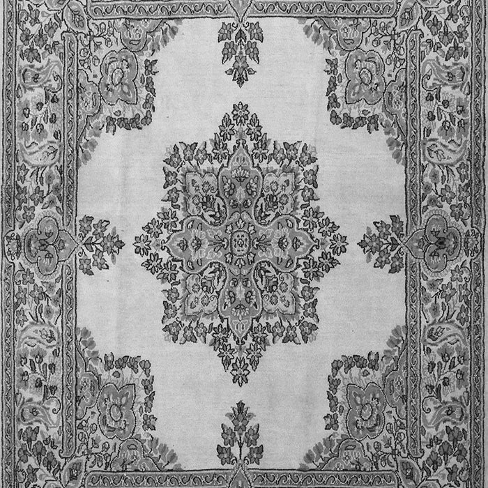 Serging Thickness of Machine Washable Persian Gray Traditional Rug, wshtr1553gry