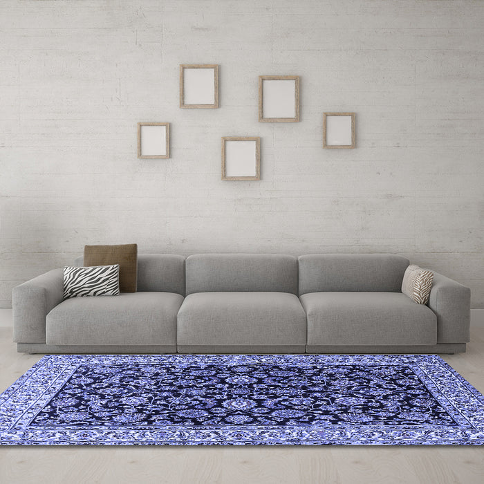 Machine Washable Persian Blue Traditional Rug in a Living Room, wshtr1554blu