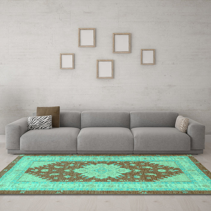 Machine Washable Persian Turquoise Traditional Area Rugs in a Living Room,, wshtr1558turq