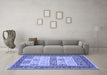 Machine Washable Persian Blue Traditional Rug in a Living Room, wshtr1559blu