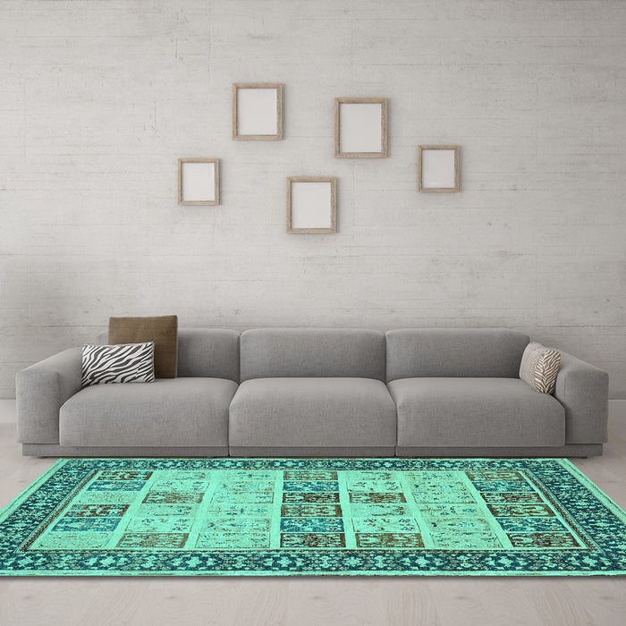 Machine Washable Persian Turquoise Traditional Area Rugs in a Living Room,, wshtr1559turq