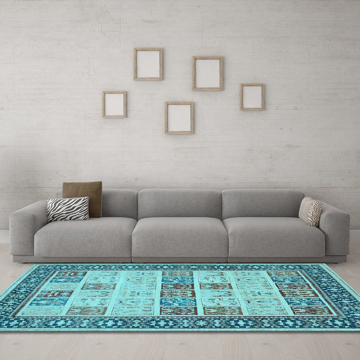 Machine Washable Persian Light Blue Traditional Rug in a Living Room, wshtr1559lblu