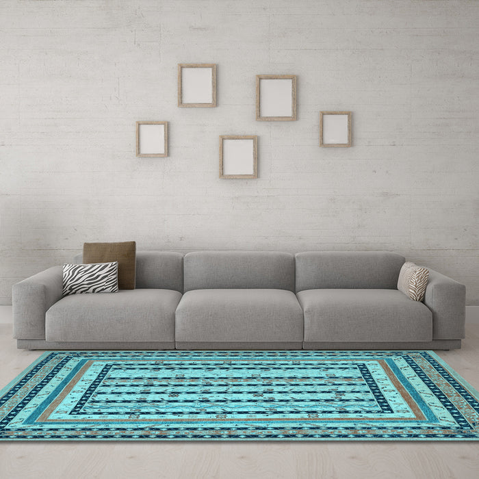 Machine Washable Persian Light Blue Traditional Rug in a Living Room, wshtr1564lblu